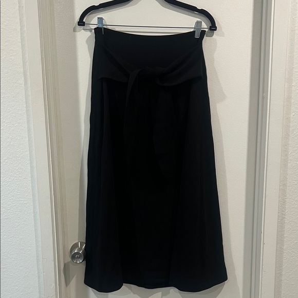 Jenni Kayne Tie Front Elegant Black A-Line Midi Skirt Size Medium